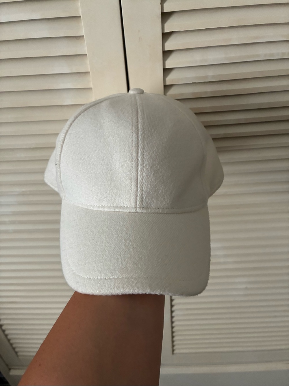Abercrombie & Fitch Off-White Baseball Cap